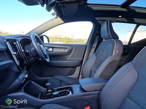 Volvo XC40 Fully Electric, 231HP, Ultimate. Panora - Image 4