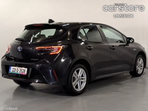 Toyota Corolla 1.8 Hybrid Luna Hatchback - Image 3