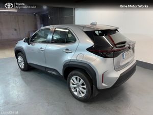 Toyota Yaris Cross YARIS CROSS LUNA - Image 3