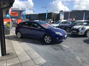 2014 Ford Focus 1.6 TDCI ZETEC ECONETIC 105PS 5DR - Image 3
