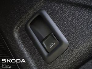 Skoda Superb **TINY MILEAGE**SPORTLINE**LIMITED ST - Image 4