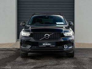 Volvo XC40 RECHARGE T4 R-DESIGN - Image 2