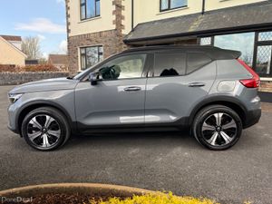 Stunning 222 Volvo XC40 EV! *35,000 kms* - Image 4