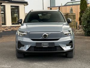 Stunning 222 Volvo XC40 EV! *35,000 kms* - Image 2