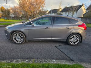 Ford Focus 1 litre petrol - Image 4