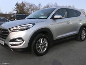 Hyundai Tucson 2.0 D Executive 4WD Leather - Image 3