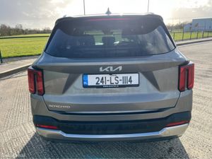 Kia Sorento DSL PE 7S K4 - Image 4