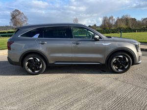 Kia Sorento DSL PE 7S K4 - Image 2