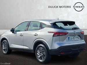 Nissan Qashqai 1.3 PET MILD HYBRID SV - Image 2