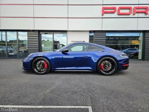 Porsche 911 Carrera GTS - Image 3