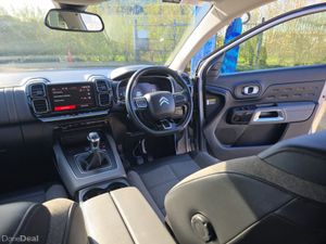 Citroen C5 Aircross FEEL Blue HDI 130 S&S 6MT - Image 3
