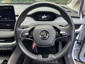 Skoda Enyaq IV 80 77KWH // APPLE CARPLAY/ANDROID A - Image 4