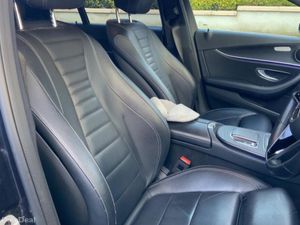 Mercedes-Benz E-Class 2022 - Image 2