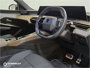 Peugeot 5008 E- Electric Estate GT - Image 4