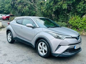 TOYOTA C-HR 2019  PETROL HYBRID  AUTOMATIC 🔥 - Image 4