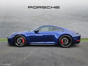 Porsche 911 Carrera GTS - Image 3
