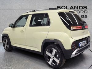 Hyundai INSTER Inster Elegance 49 kW Finance from - Image 3