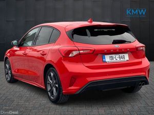 Ford Focus ST-Line 1.5 TDCI 120BHP - Image 4