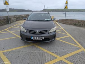 Toyota Corolla 2013 - Image 2