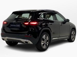 Mercedes-Benz GLA GLA 250 E Progressive Plus - Image 4