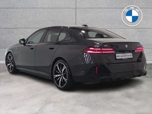 BMW i5 eDrive40 M Sport Pro Saloon - Image 3