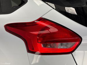 Ford Focus ST-LINE 1.5 TD 120PS 6SPEED NEW NCT**MU - Image 3