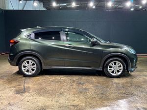 Honda Vezel 1.5 HYBRID SUV - FACTORY ALLOYS - PADD - Image 3