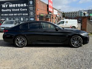 2022 BMW 5 Series  2.0 PLUG IN HYBRID G30 M SPORT - Image 2