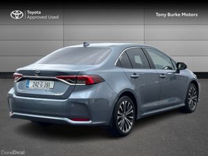 Toyota Corolla Saloon - LUNASPORT Edition - 1.8 Hy - Image 2