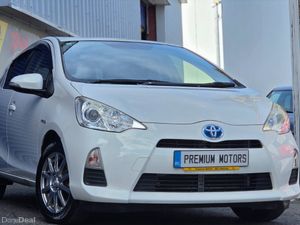 Toyota Aqua Hybrid Automatic - Image 2