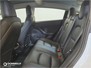 Tesla Model 3 Saloon Long Range - Image 4