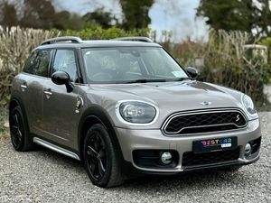 2018 Mini Countryman Cooper S ALL4 Hybrid Auto - Image 4