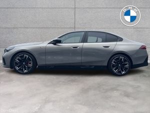 BMW i5 M60 Saloon - Image 4