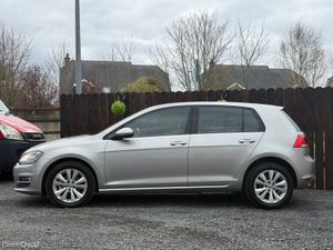 Volkswagen Golf 1.2 AUTO - LOW MILEAGE - Image 4