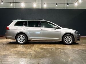 Volkswagen Golf 1.2 AUTOMATIC - ALLOY WHEELS - TSI - Image 3