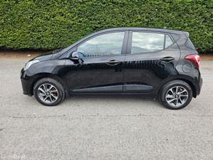 Hyundai i10 2017 1.0 DELUX AUTOMATIC - Image 3