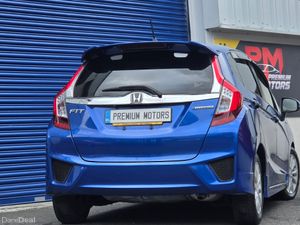 Honda Fit Hybrid - Image 3