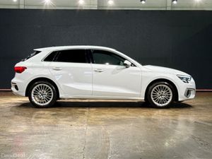 Audi A3 1.0 TFSI AUTOMATIC - FACTORY ALLOYS - DIGI - Image 3