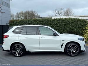 BMW X5 M-SPORT COMPETITION XDRIVE45e 3.0 HYBRID ** - Image 3