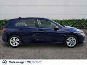 Volkswagen Golf 1.0 TSI 110HP Life - Image 4