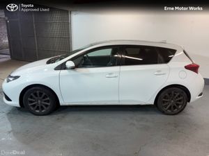Toyota Auris AURIS 1.2T 5DR LUNA - Image 2