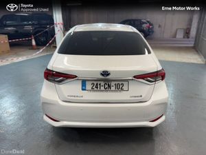 Toyota Corolla COROLLA LUNA SPORT SALOON - Image 4