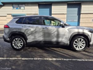 TOYOTA COROLLA CROSS 2023/1.8 PETROL HYBRID/AUTO - Image 4