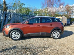 Automatic Peugeot 3008 2017 - Image 2