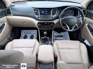 Hyundai Tucson EXECUTIVE 1.7 DIESEL 5DR - Image 2