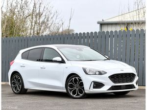 Ford Focus ST LINE - ELECTRIC SUNROOF - REVERSING - Image 2