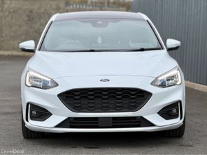 Ford Focus ST LINE - ELECTRIC SUNROOF - REVERSING - Image 4