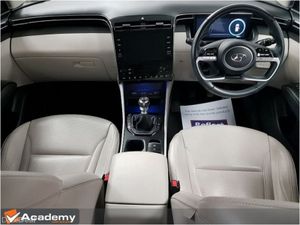 Hyundai Tucson ix35 Executive 5DR - Image 2