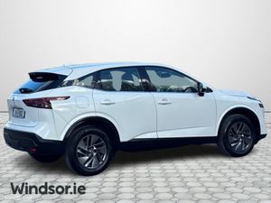 Nissan Qashqai 1.3 PET MILD HYBRID SV CVT - Image 3