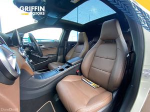 Mercedes-Benz A-Class A180 EXCLUSIVE 1.6 AUTO ** H - Image 2